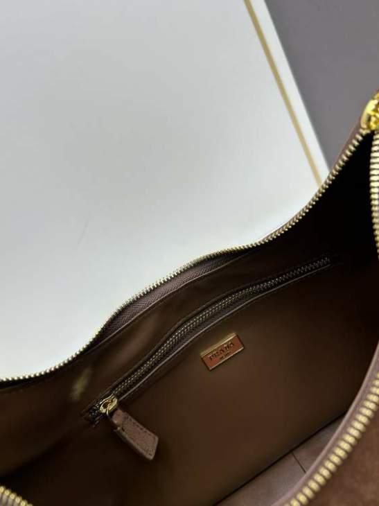 Picture of Prada Handbags _SKUfw200716175fw